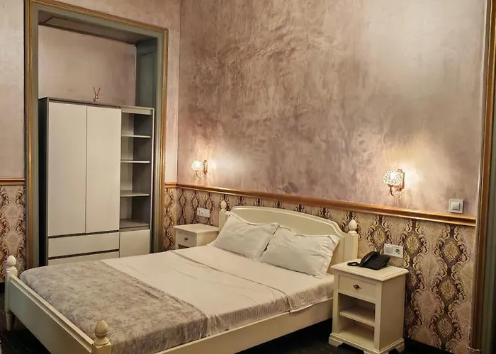 Noblesse Palace Old Town By Nf Otel 4*