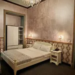 Noblesse Palace Old Town By Nf فندق 4*