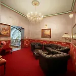 Noblesse Palace Old Town By Nf فندق
