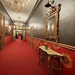 فندق Noblesse Palace Old Town By Nf 4*