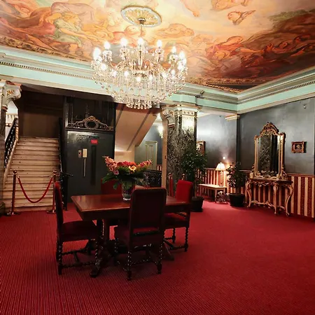 Noblesse Palace Old Town By Nf Hotel