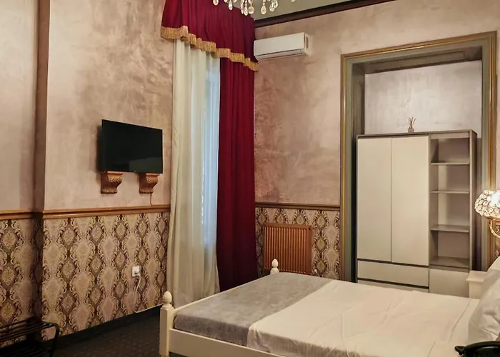 Hotel Noblesse Palace Old Town By Nf Bucarest