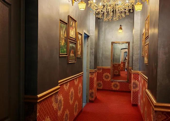 Готель Noblesse Palace Old Town By Nf