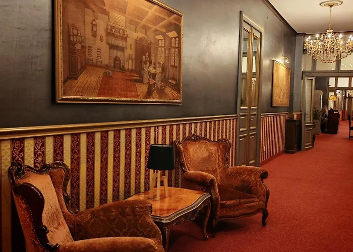 Noblesse Palace Old Town By Nf 4*