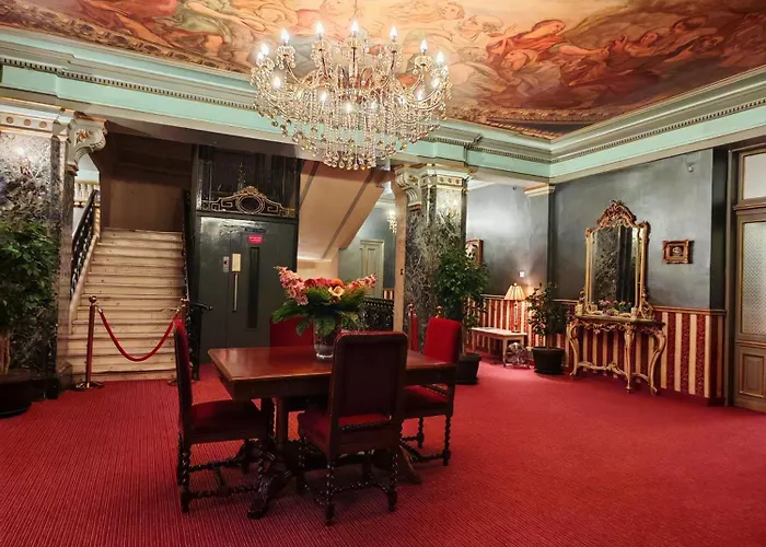 Noblesse Palace Old Town By Nf Hotel Bucarest