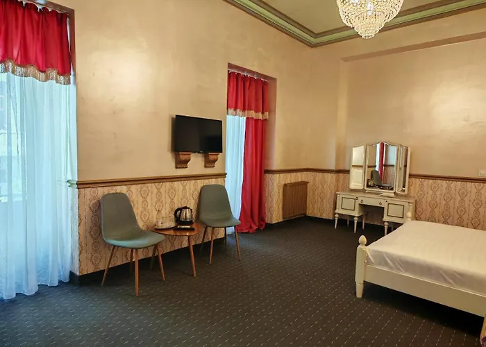 Noblesse Palace Old Town By Nf Hotel