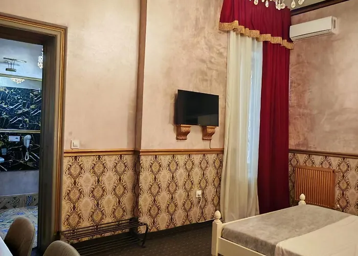 Hotel Noblesse Palace Old Town By Nf 4*