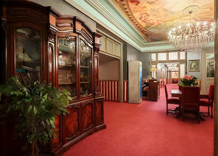 Noblesse Palace Old Town By Nf 4* Bucureşti