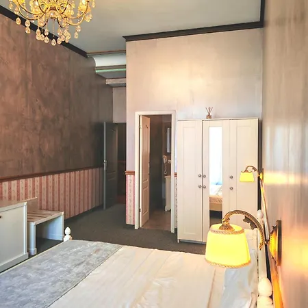 Hotel Noblesse Palace Old Town By Nf